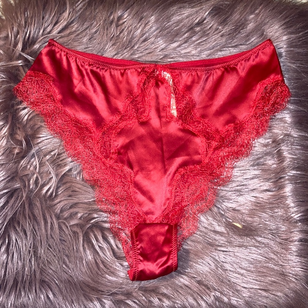 ❤️VS Dream Angels Brazilian Slip❤️